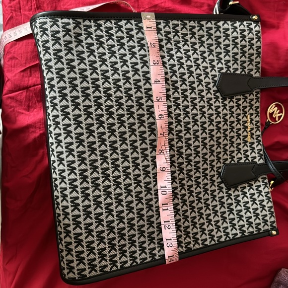 Michael Kora tote bag with tags - Picture 7 of 11